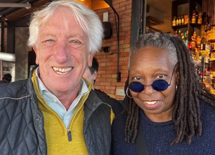 Whoopi Goldberg a spasso tra Siracusa e Ortigia
