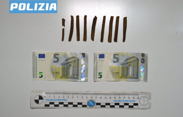 Vittoria, arrestato per spaccio di hashish