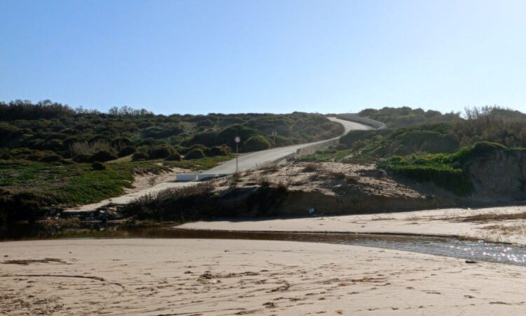Continua l’isolamento di Scoglitti dall’area archeologica e dal museo di Kamarina