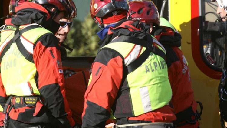 Due cadaveri trovati a poca distanza in Valtellina: un 50enne e un 57enne