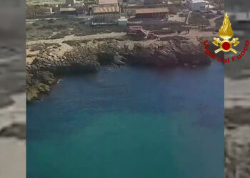 Disperso in mare a Punta Braccetto: ricerche con elicotteri e sommozzatori di Reggio Calabria