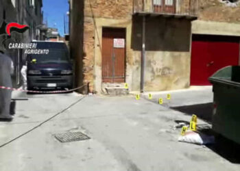 Due donne trovate morte in case diverse a Naro: ipotesi duplice omicidio