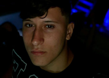 Lacrime a Misterbianco per Edoardo: morto a 18 anni in un incidente