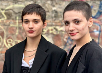 Georgia: due gemelle si ritrovano dopo 19 anni grazie ai social