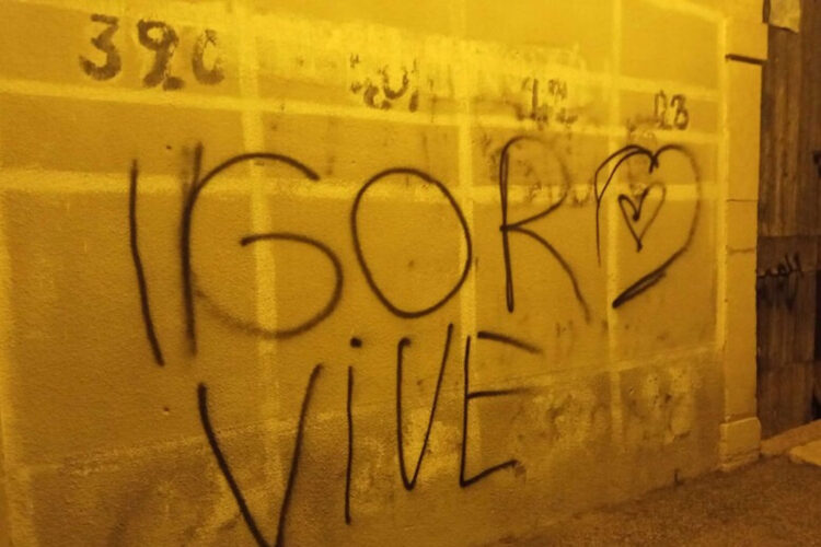 Ragazzo morto ad Acate, i messaggi sui muri: indagano carabinieri
