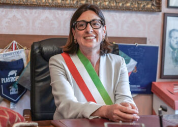 Modica, i consiglieri di maggioranza alla sindaca: Ottaviano è già pronto a succedergli