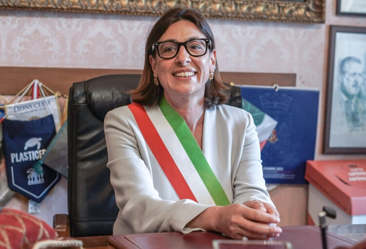 Modica, i consiglieri di maggioranza alla sindaca: Ottaviano è già pronto a succedergli