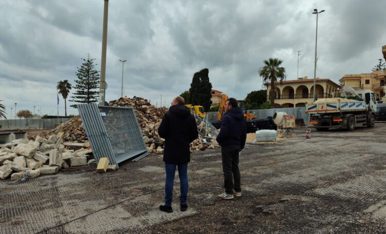 Si rifà piazza mediterraneo a Marina di Modica