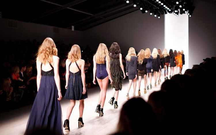 Moda 2024: i 5 colori di tendenza