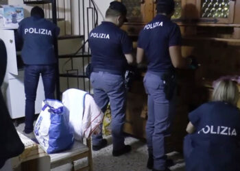 Gela, deteneva un chilo di cocaina, un fucile e munizioni: arrestato