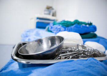 Morì per una garza dimentica nel torace, clinica verserà maxi risarcimento