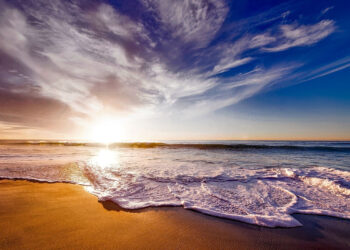 Meteo Sicilia, ancora caldo anomalo e poi pioggia e vento