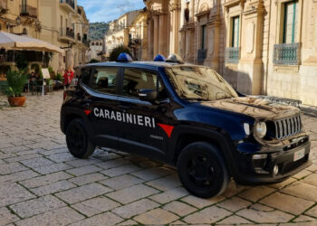 Scicli, minaccia e aggredisce un uomo davanti ai carabinieri: arrestato 41enne sciclitano