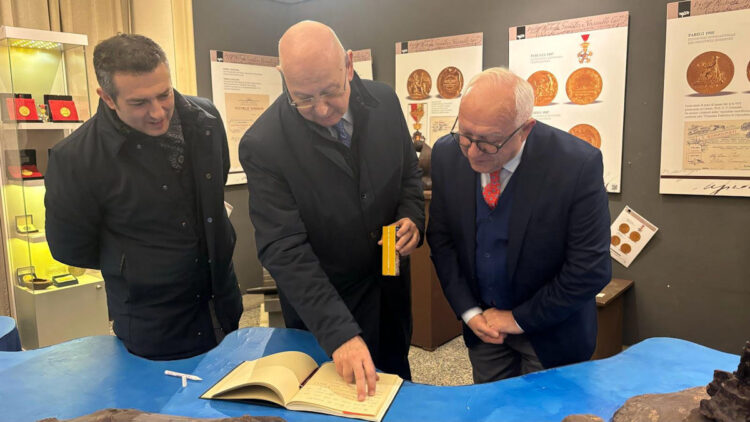 Modica, visita del generale Lorusso al Museo del Cioccolato