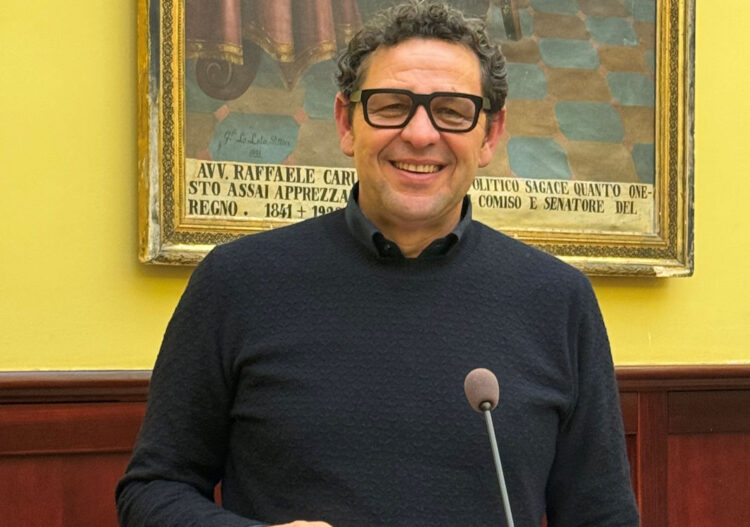 Comiso, Bellassai: lavori di rigenerazione urbana tra scempio di alberi e rimozione di basole