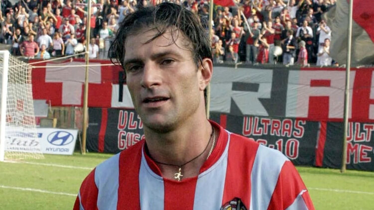 Calcio in lutto, è morto a 50 anni Josè La Cagnina