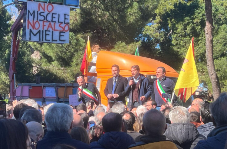 Ragusa, protesta dei trattori: Sud chiama Nord partecipa alla manifestazione di Palermo