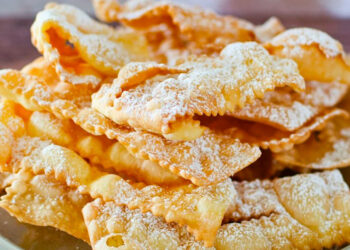 Carnevale Ragusa e chiacchiere: ricetta tradizionale