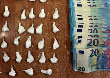 Vittoria, spacciava cocaina nei pressi di un bar: arrestato