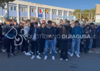 Scuola, studenti in sciopero al Ferraris di Ragusa