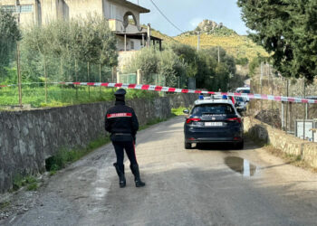 Orrore in Sicilia, si sveglia nella notte: Qui c'è il demonio e uccide moglie e figli