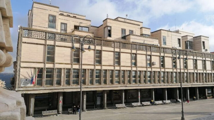 Furto negli uffici ex Palazzo Ina a Ragusa