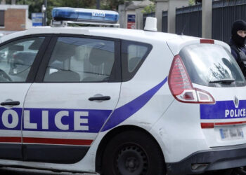 L'uomo cha ha accoltellato 3 persone a Parigi era sbarcato a Pozzallo