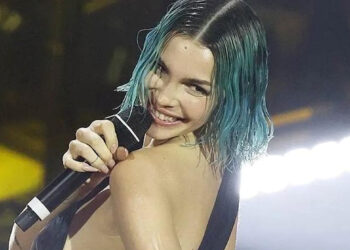 La moda dei capelli colorati nel 2024: ispirazione Sanremo