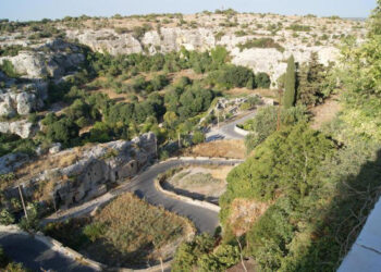 Ispica: si va verso l'illuminazione della Strada Barriera