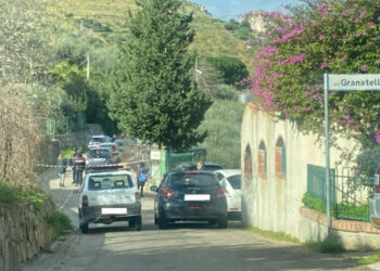 Strage in famiglia in Sicilia, lui fanatico religioso: spunta l'ombra di riti satanici