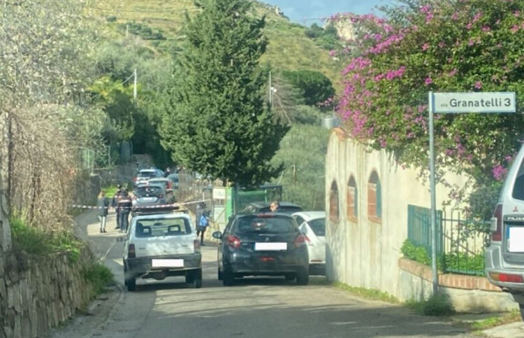 Strage in famiglia in Sicilia, lui fanatico religioso: spunta l'ombra di riti satanici