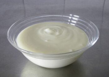 Maschera viso allo yogurt: ricetta da fare in casa