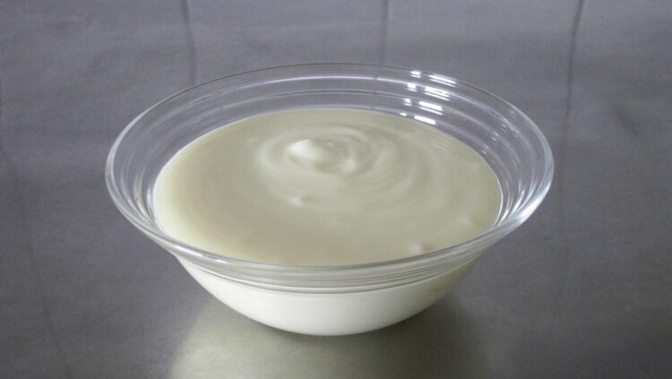 Maschera viso allo yogurt: ricetta da fare in casa