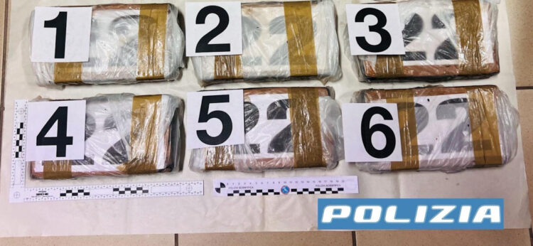 Ragusa, moglie e marito con un milione di cocaina presi da Polizia