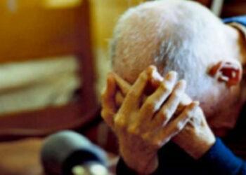 Anziano picchiato e rapinato a Modica, arrestato 26enne: 2 sono ricercati