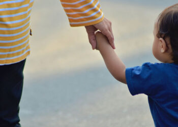 Bonus mamme 2025: risorse potenziate e erogazione a dicembre