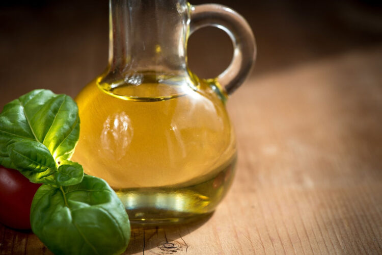 Olio al basilico come rimedio naturale