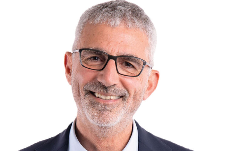 Ragusa, Cassì si schiera con Forza Italia: il commento di M5 e Pd