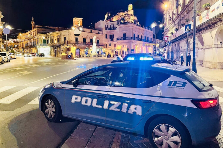 Modica, sfugge al controllo e aggredisce poliziotti: arrestato 19enne tunisino