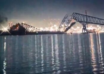 Ponte crolla a Baltimora: nel video il crollo in 20 secondi