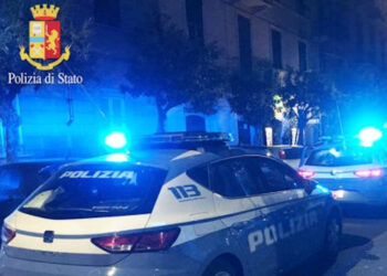 Ragusa, tentato furto in un supermercato: ladri in fuga su auto rubata