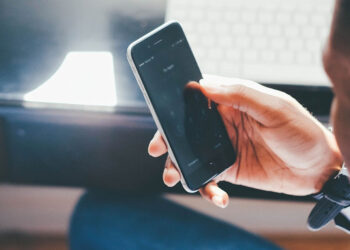 Modica, avances non ricambiate sui social: stalker modicano arrestato 