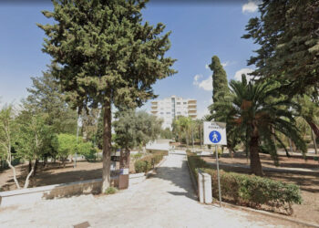 Comiso, bambina trova e ingoia hashish: la replica del sindaco al consigliere Liuzzo