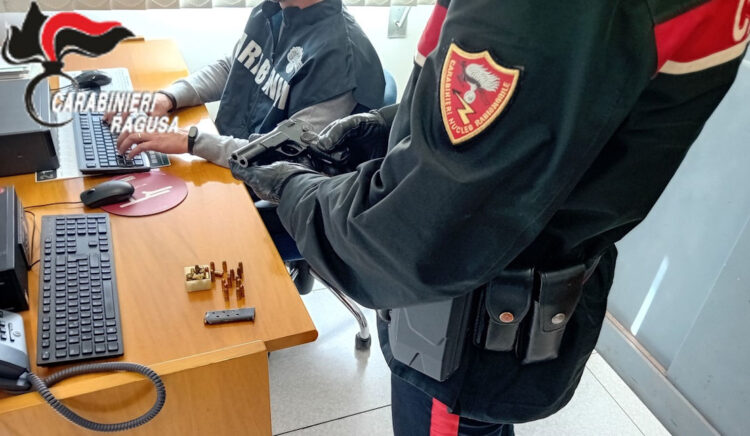 Scene da film a Modica, spedizione punitiva nei confronti dell'amante