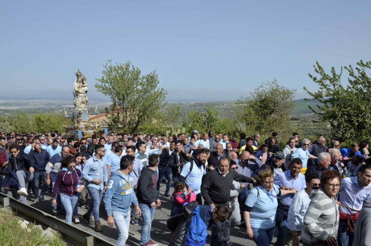 A Chiaramonte Gulfi si festeggia la regina