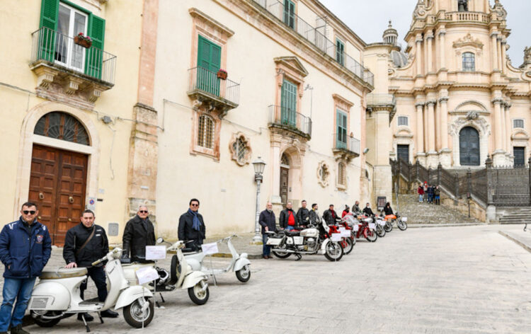 Motociclette storiche domenica a Ragusa