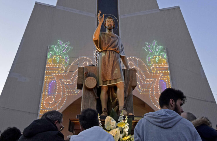 Ragusa oggi il quartiere sud in festa