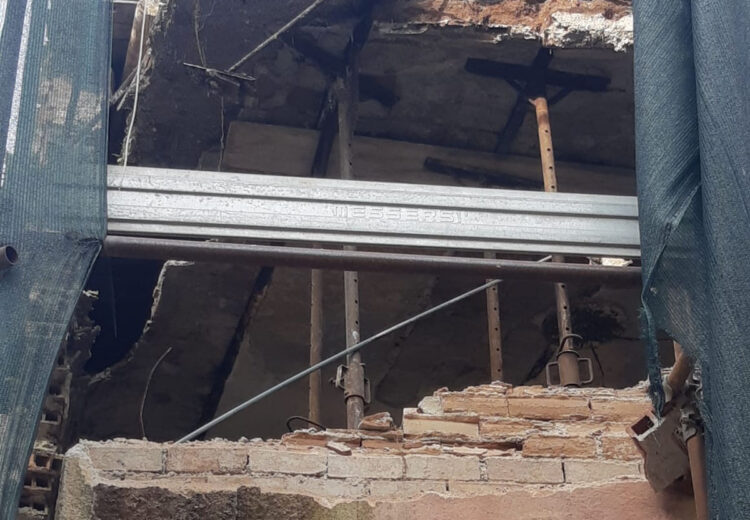 Crolla parte di una palazzina a San Giuseppe Jato