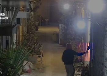 Ragusa, 5 arresti dei carabinieri per spaccio di droga