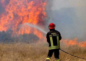 Incendio in contrada Fiumara Modica-Scicli, individuato responsabile: un 41enne sciclitano